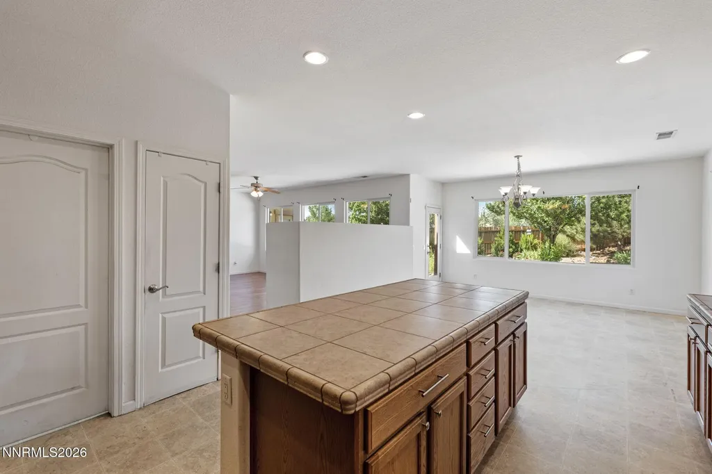 535 Sun Mesa Sun Valley NV 89433