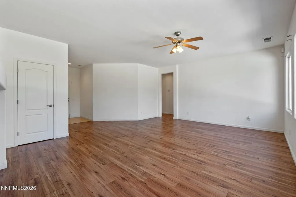 535 Sun Mesa Sun Valley NV 89433