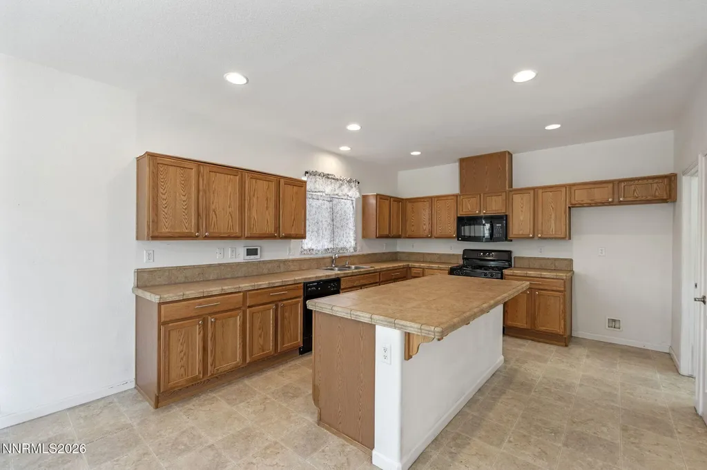 535 Sun Mesa Sun Valley NV 89433