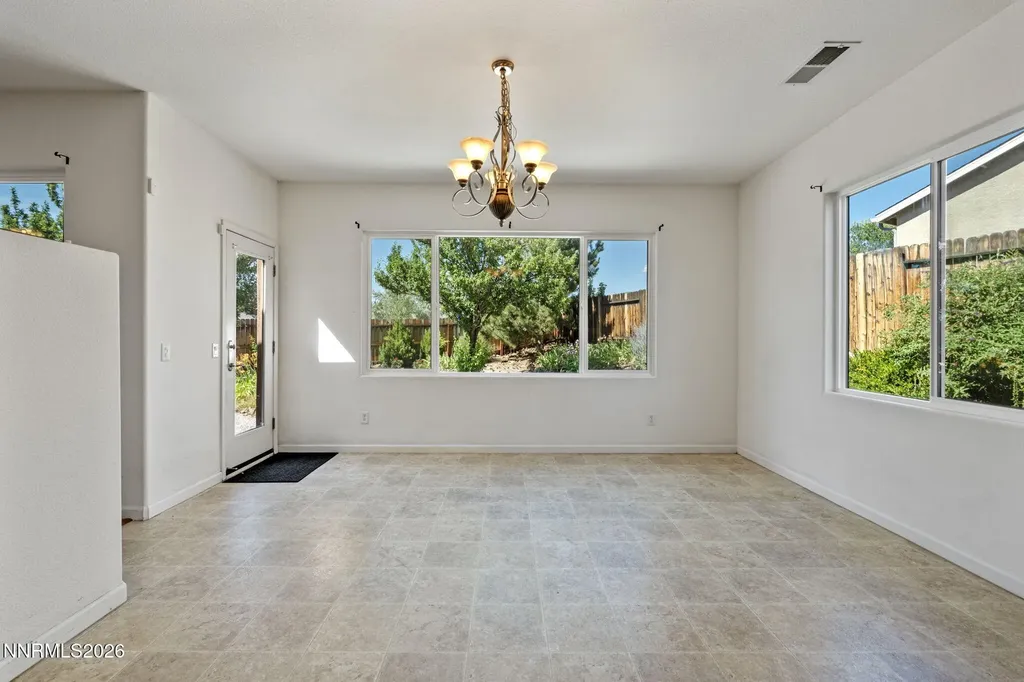535 Sun Mesa Sun Valley NV 89433