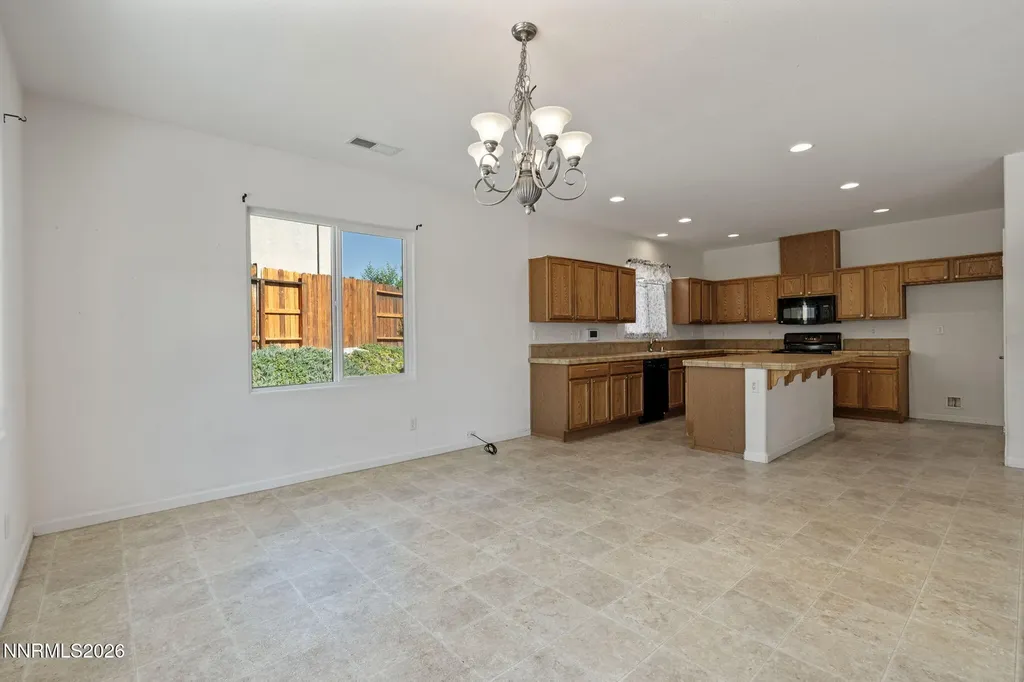 535 Sun Mesa Sun Valley NV 89433
