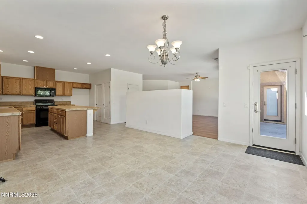 535 Sun Mesa Sun Valley NV 89433
