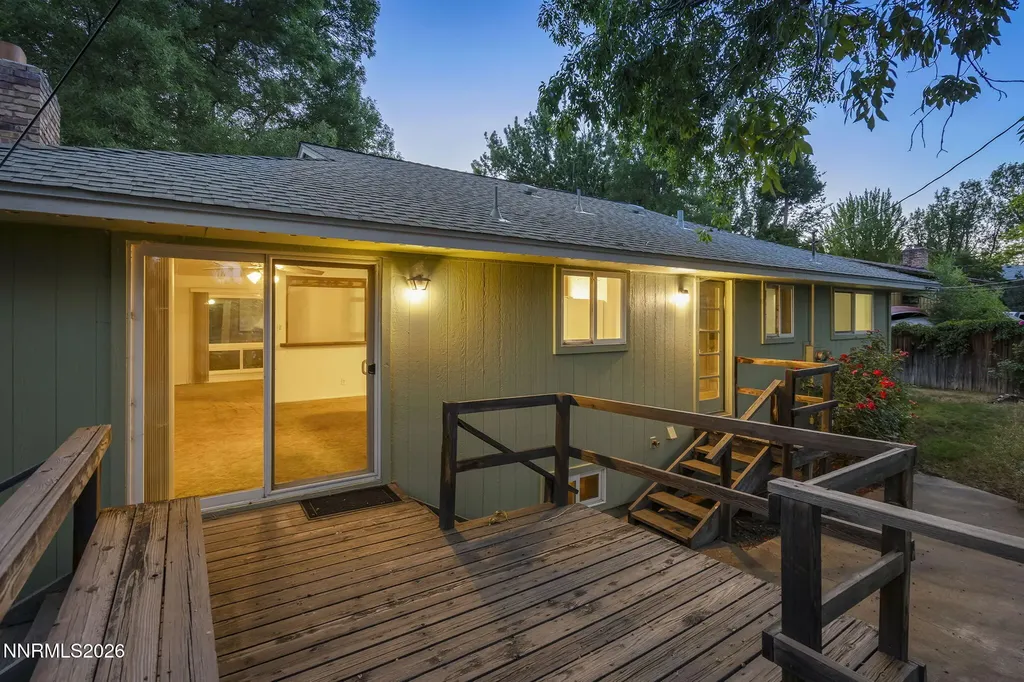 1310 Earl Reno NV 89503
