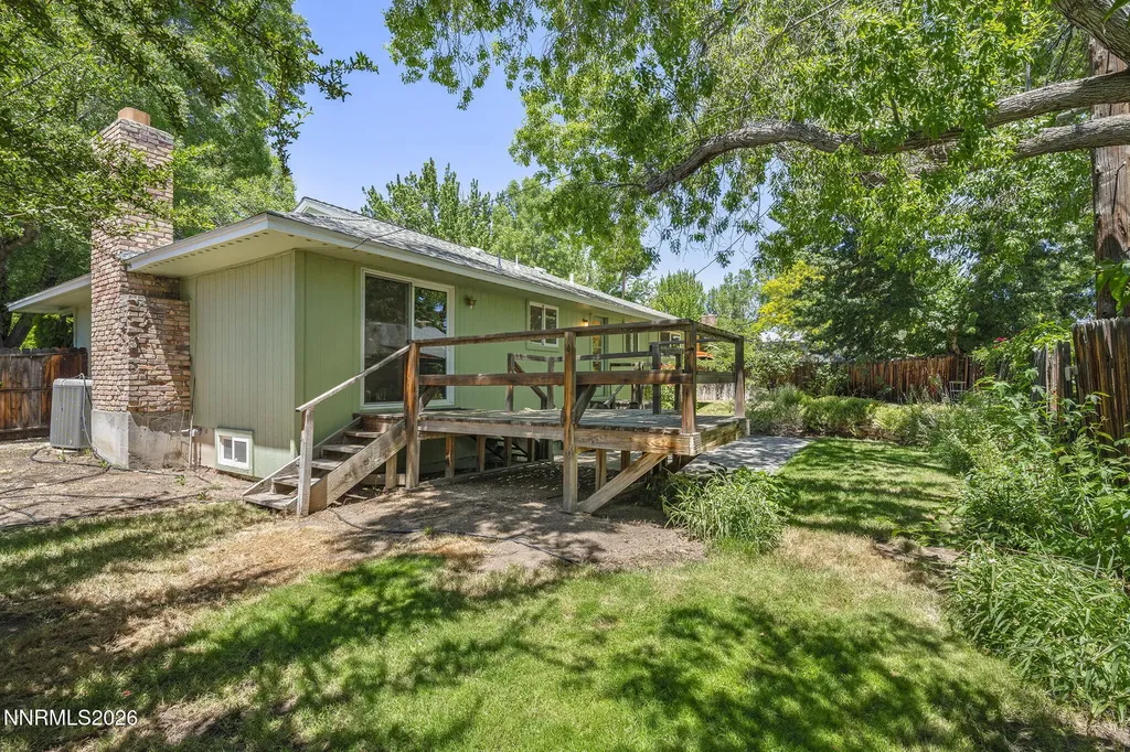 1310 Earl Reno NV 89503