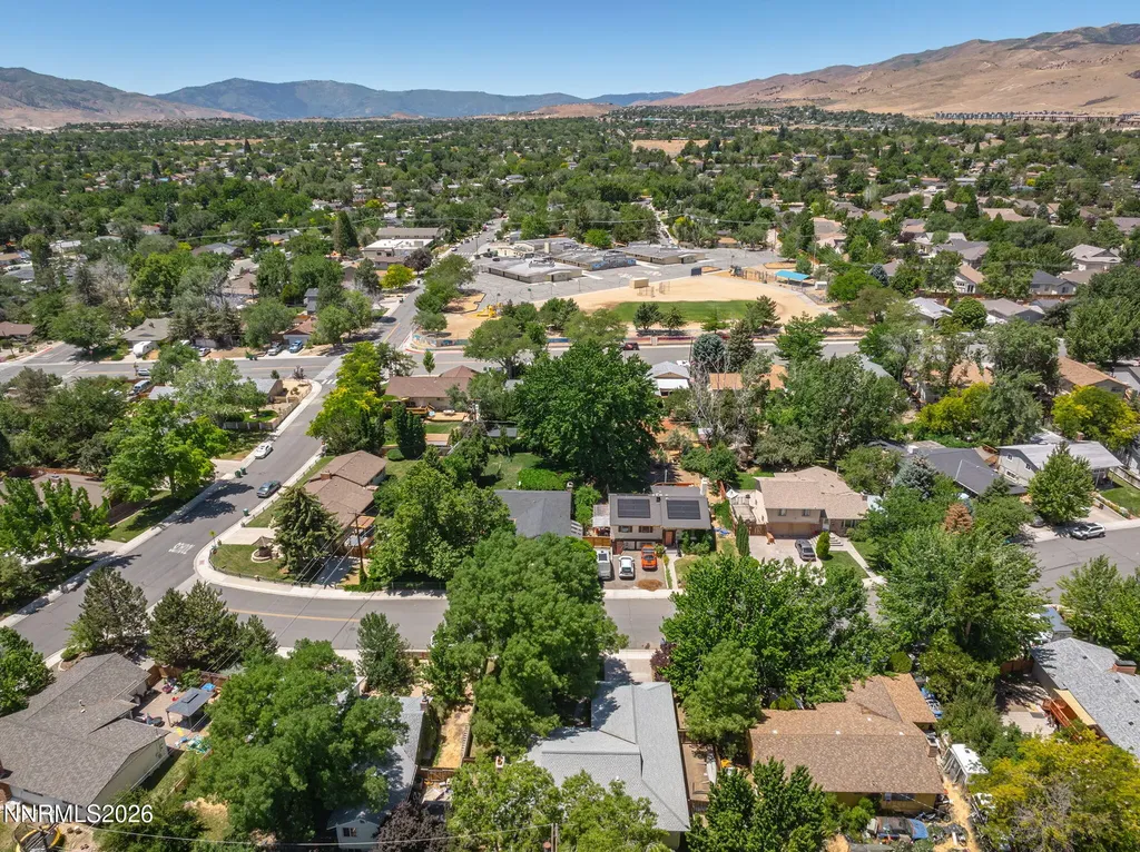 1310 Earl Reno NV 89503