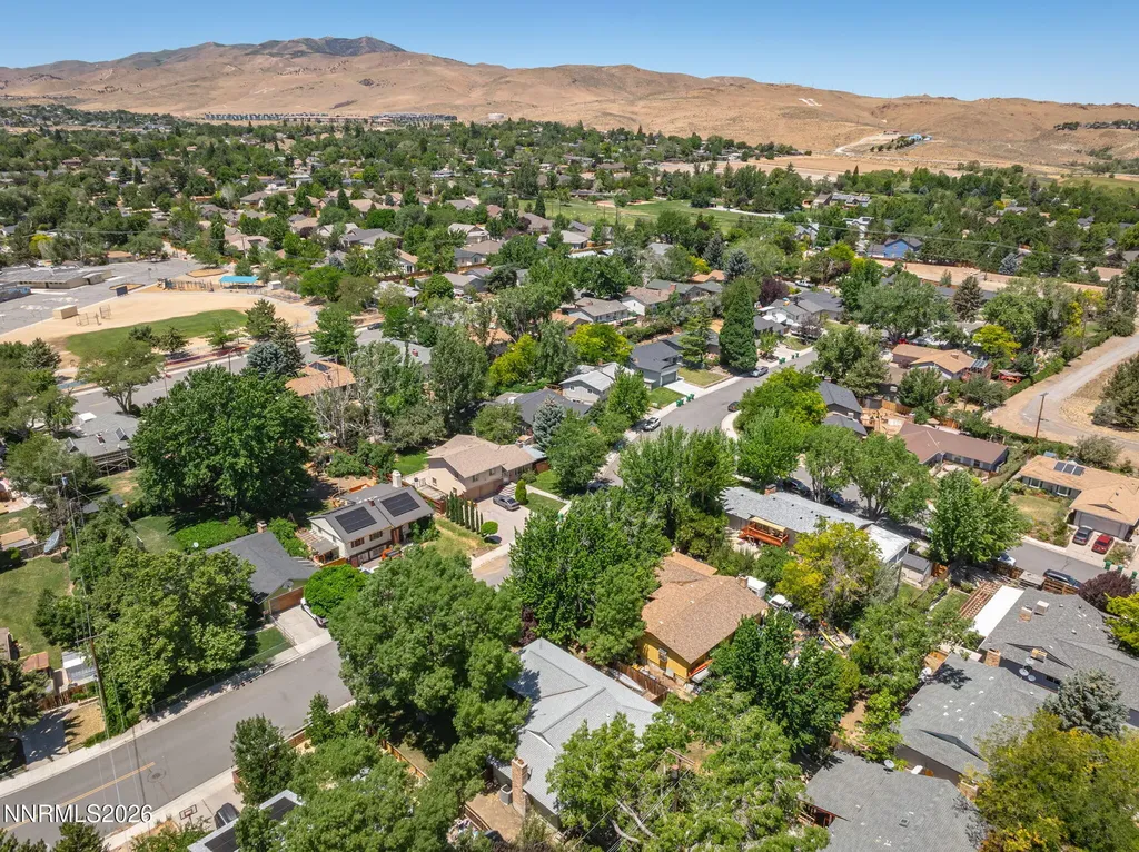 1310 Earl Reno NV 89503