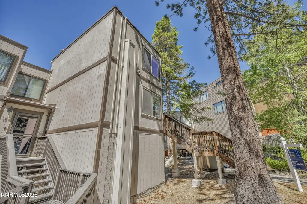 155 Holly Stateline NV 89449