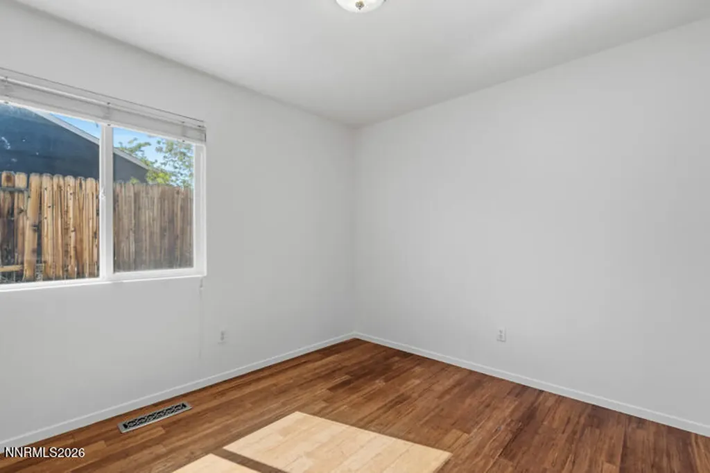 4043 Kings Row Reno NV 89503