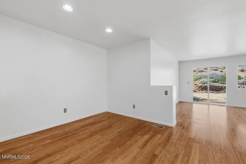 4043 Kings Row Reno NV 89503