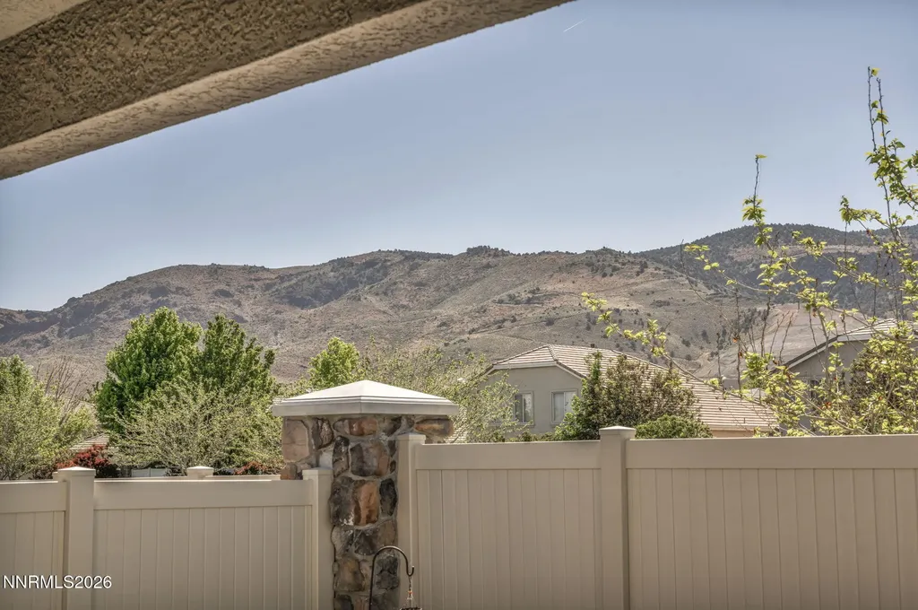 10862 Farmstead Reno NV 89521