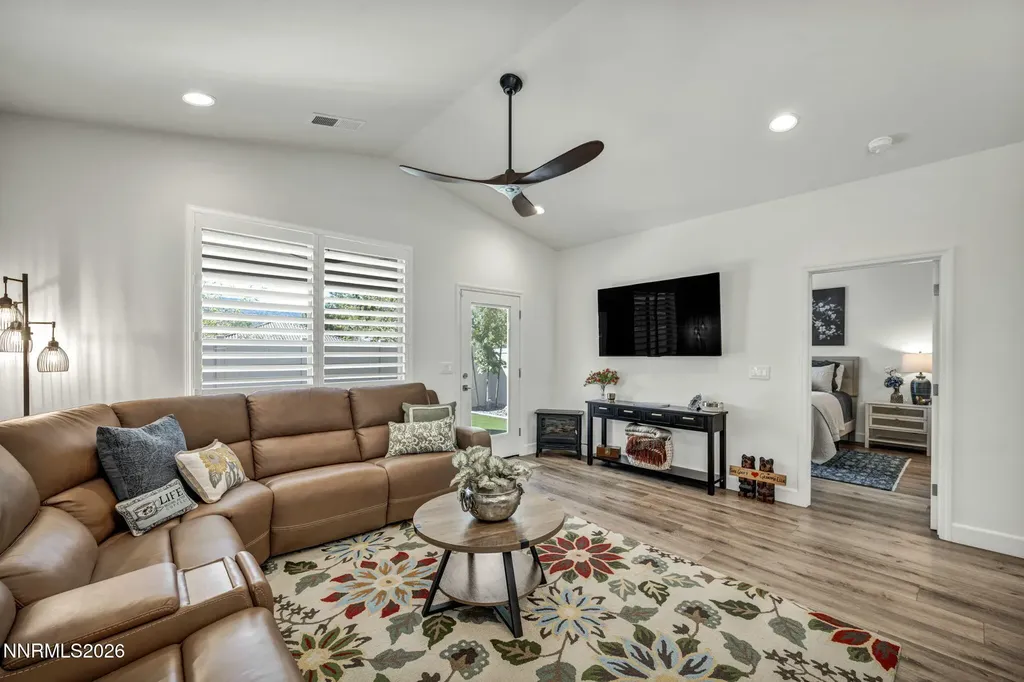 10862 Farmstead Reno NV 89521