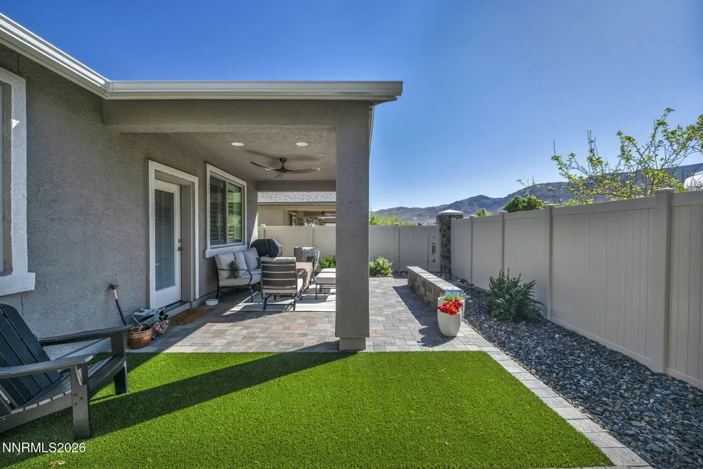 10862 Farmstead Reno NV 89521