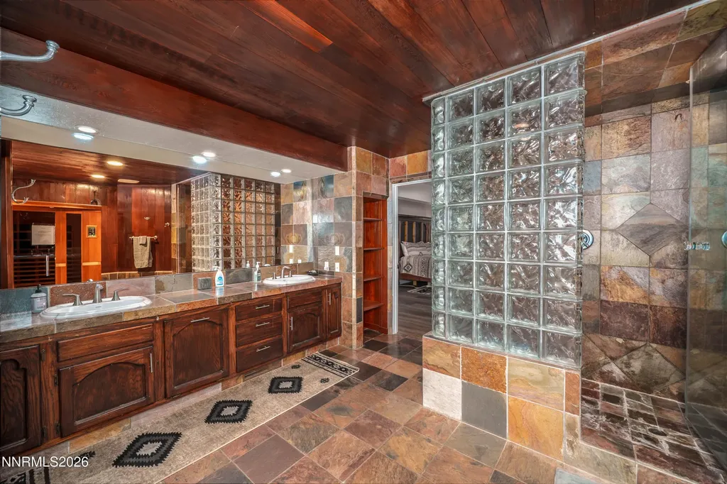 1092 Deercliff Zephyr Cove NV 89448