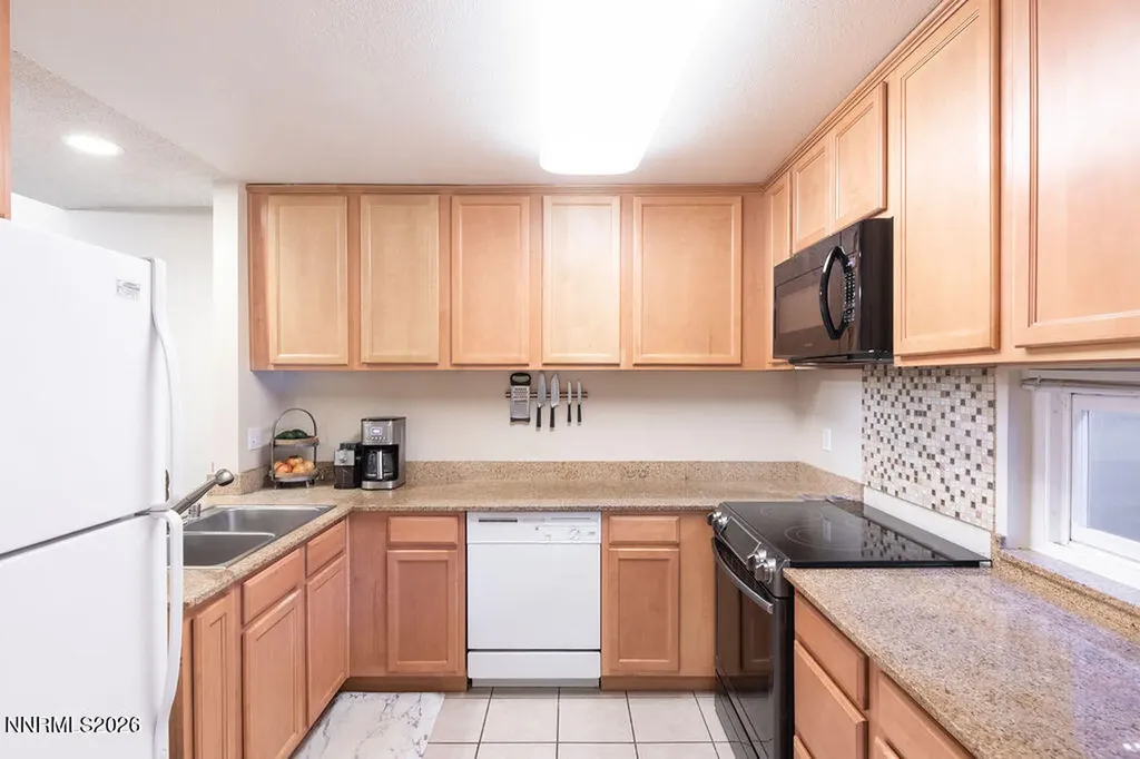 3016 Eastshore Reno NV 89509