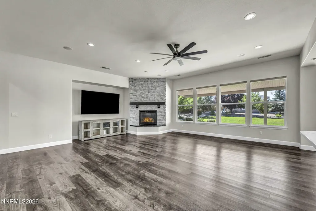 400 Sunset Springs Spanish Springs NV 89441