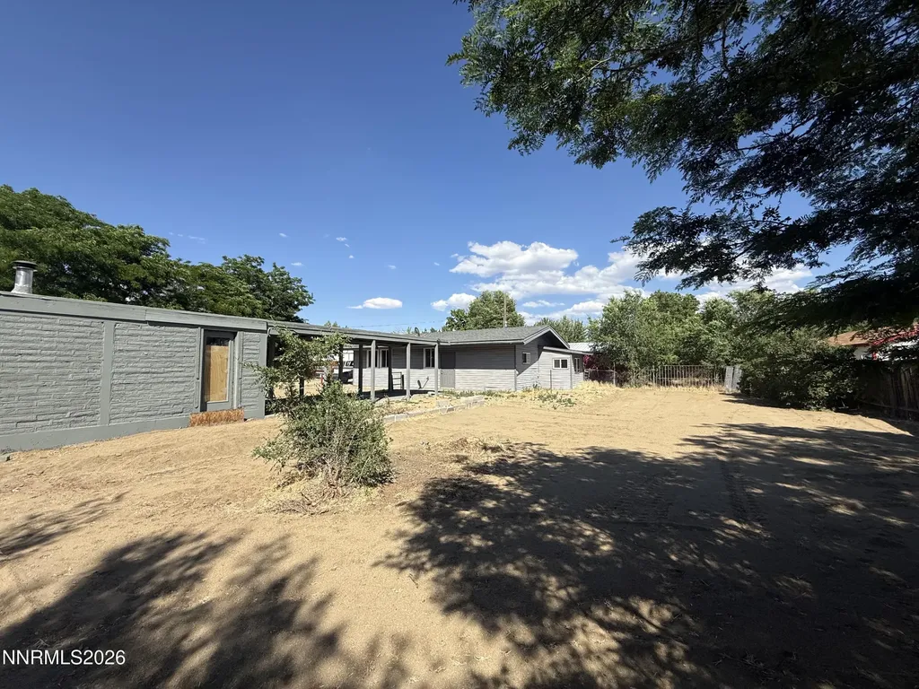 2525 Larry Carson City NV 89706