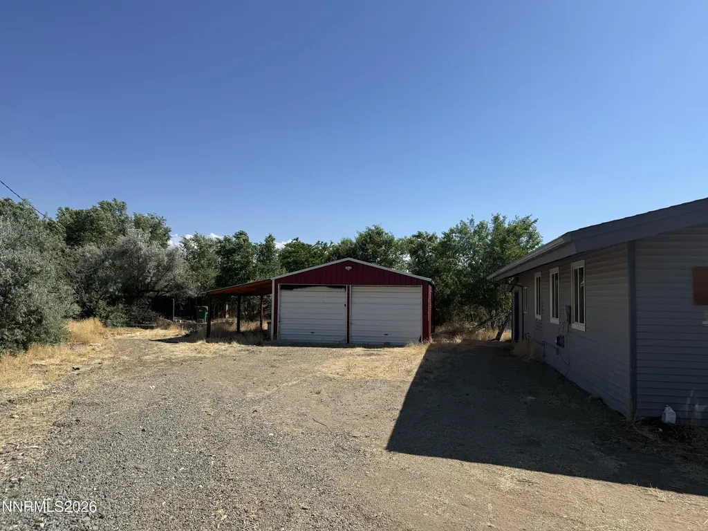 2525 Larry Carson City NV 89706
