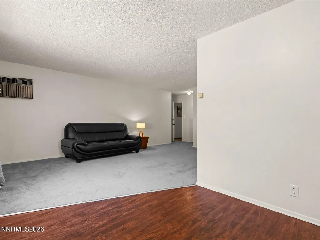 1940 4th Sparks NV 89431