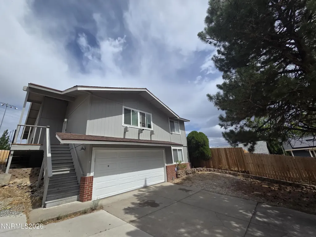1055 Tudor Reno NV 89503