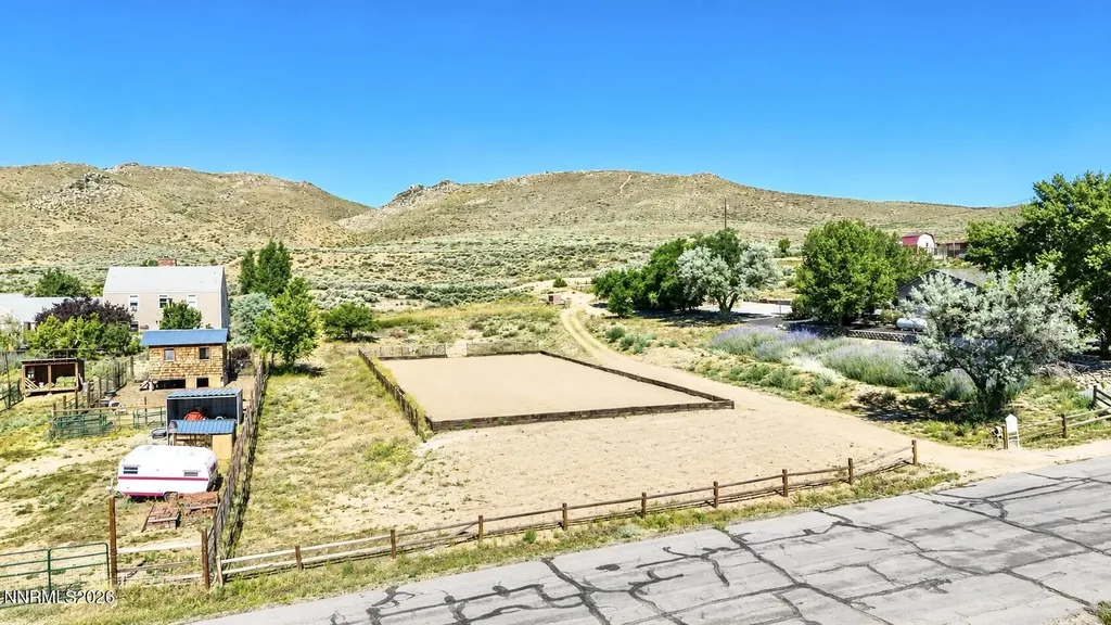 10505 Silver Spur Reno NV 89508