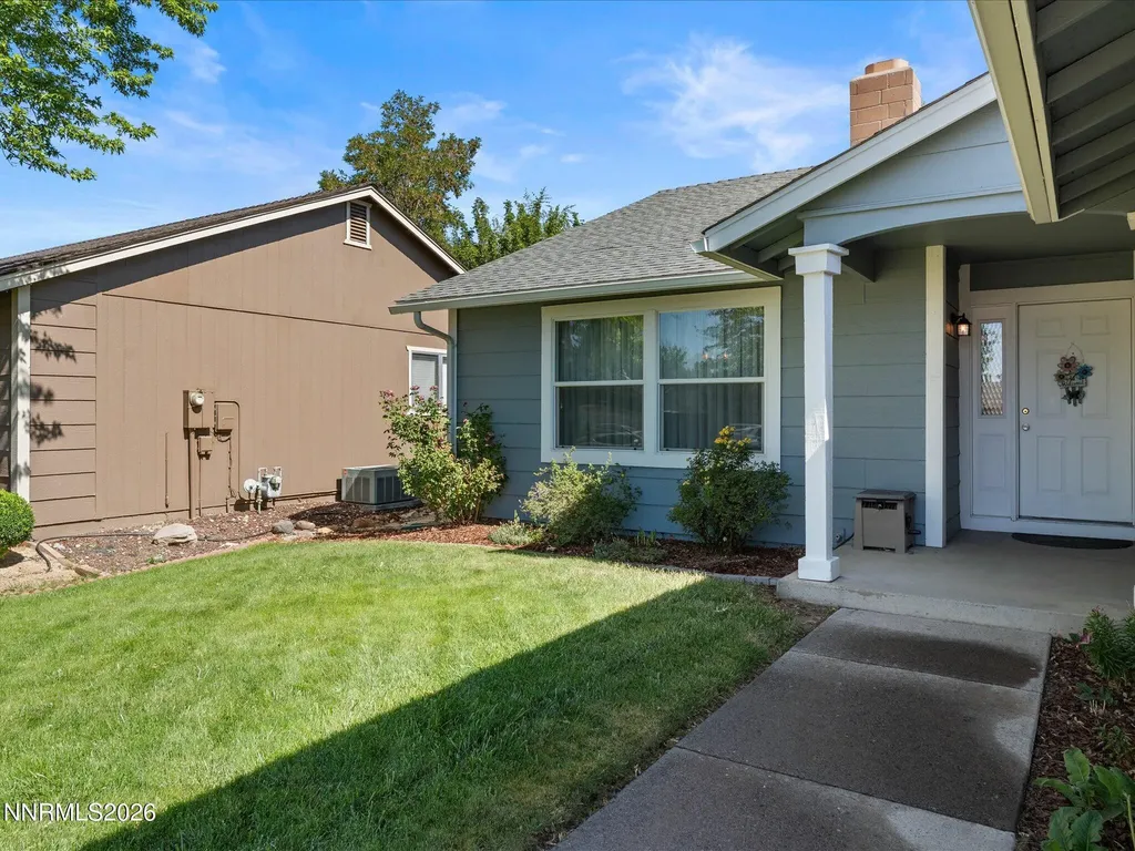 1698 Candlewood Sparks NV 89434