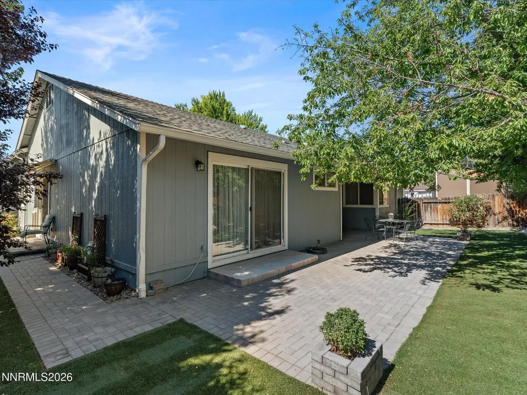 1698 Candlewood Sparks NV 89434