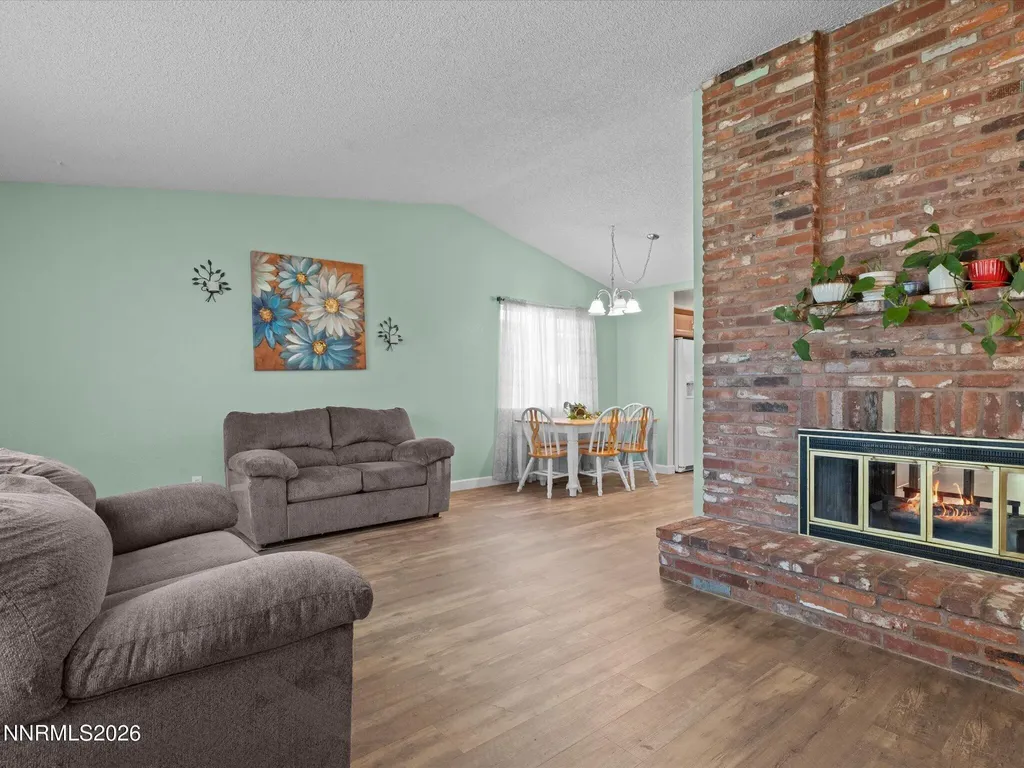 1698 Candlewood Sparks NV 89434