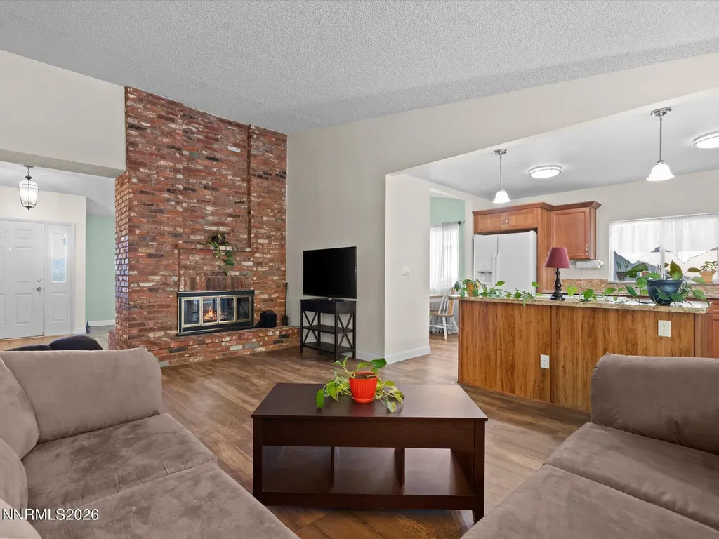1698 Candlewood Sparks NV 89434