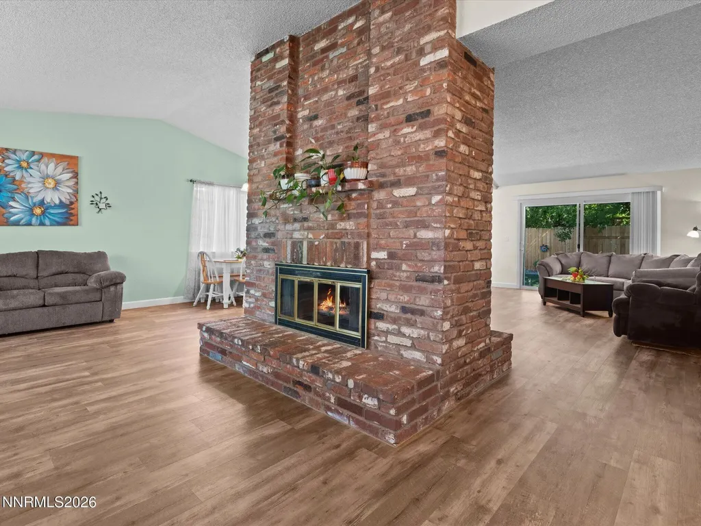 1698 Candlewood Sparks NV 89434