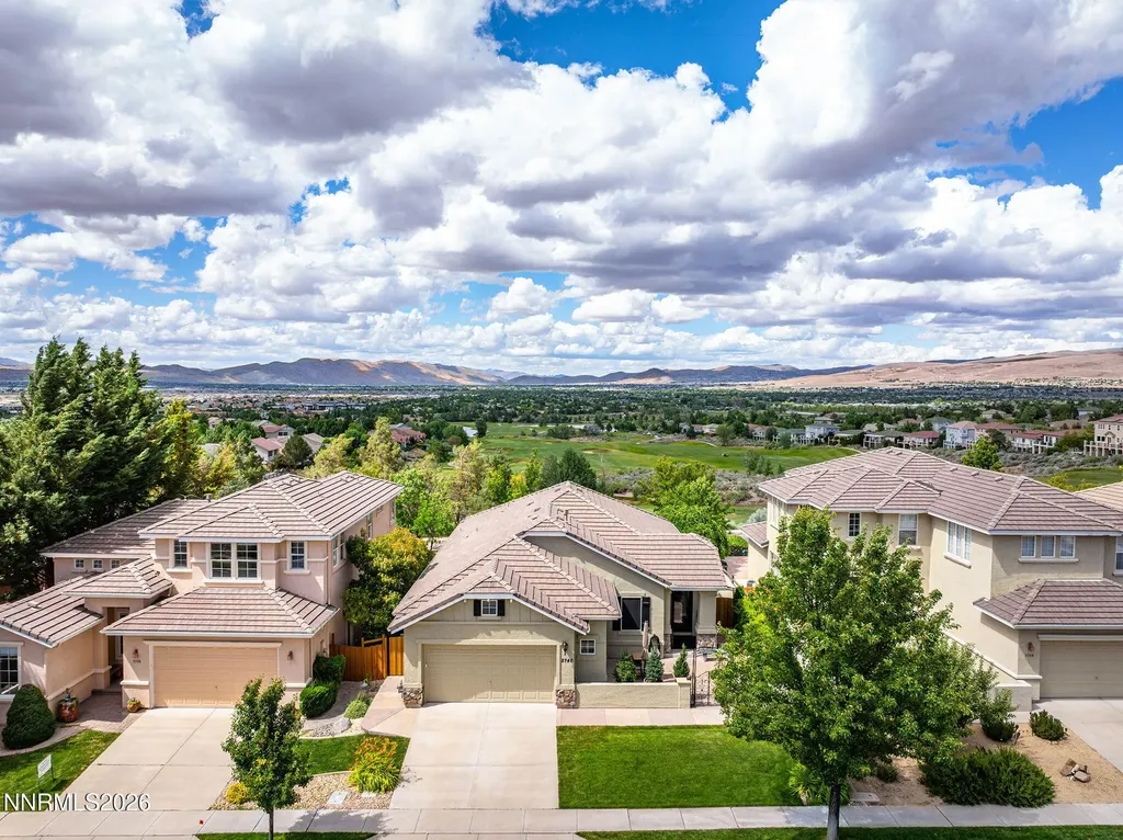2740 Albazano Sparks NV 89436
