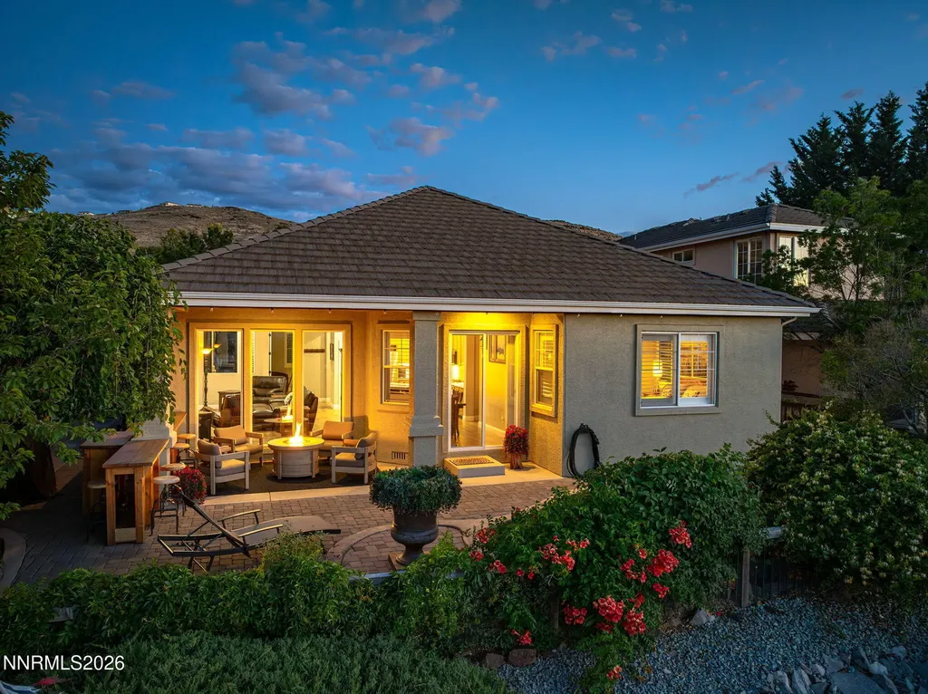 2740 Albazano Sparks NV 89436