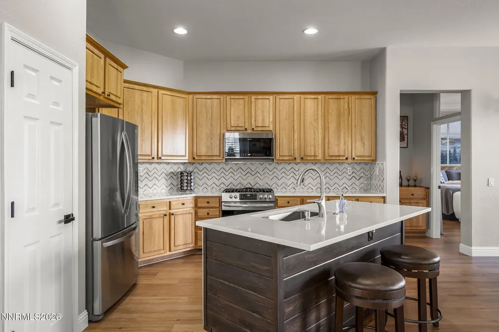 2740 Albazano Sparks NV 89436