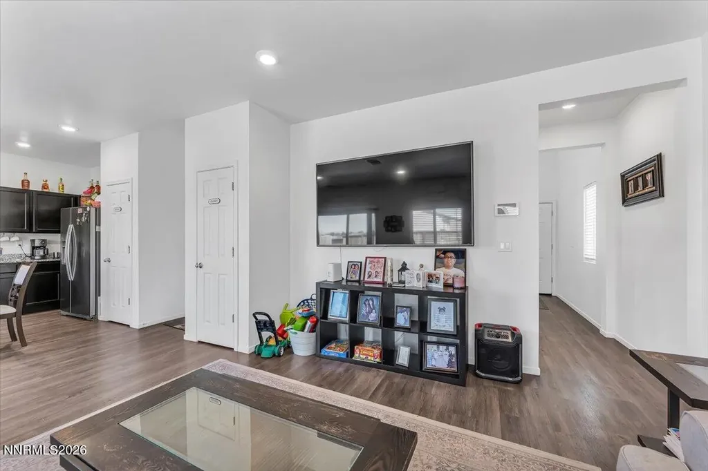9809 Fishermans Reef Reno NV 89506