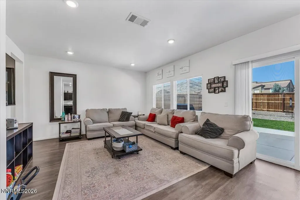 9809 Fishermans Reef Reno NV 89506