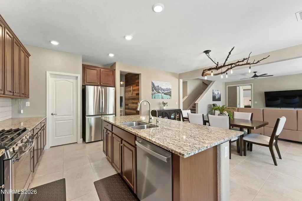 1935 Fledge Creek Reno NV 89521