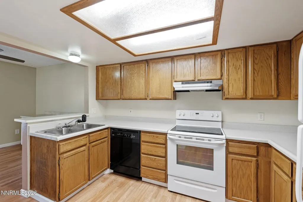 785 Kingston Reno NV 89511