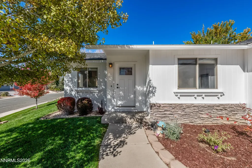 956 Ranchview Carson City NV 89705