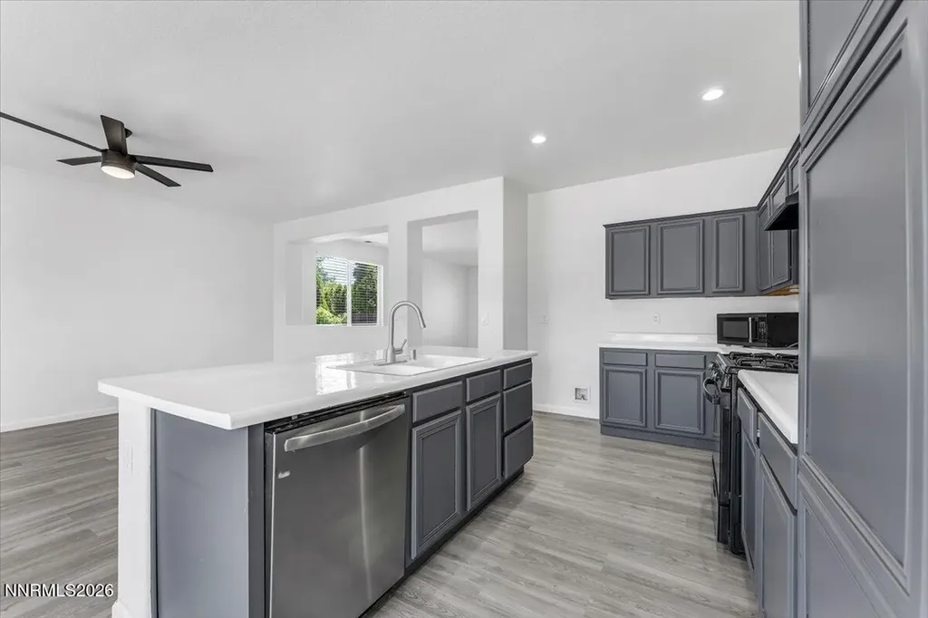 1196 Glendora Sparks NV 89436