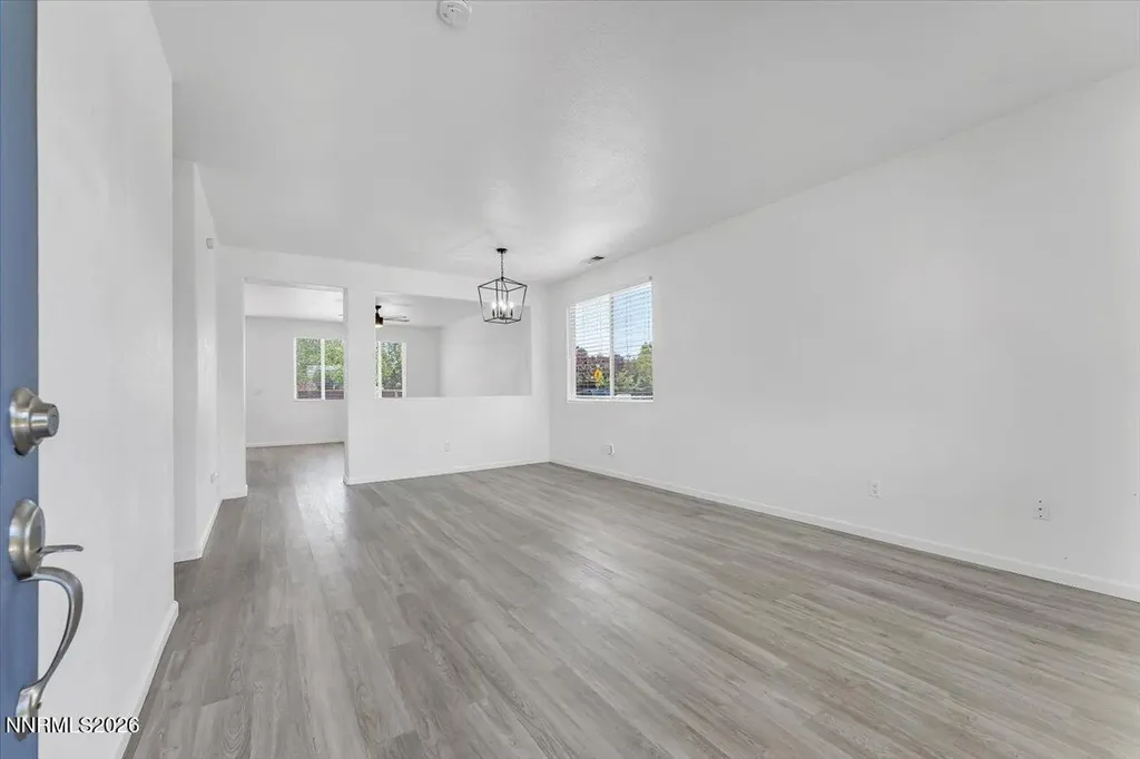 1196 Glendora Sparks NV 89436