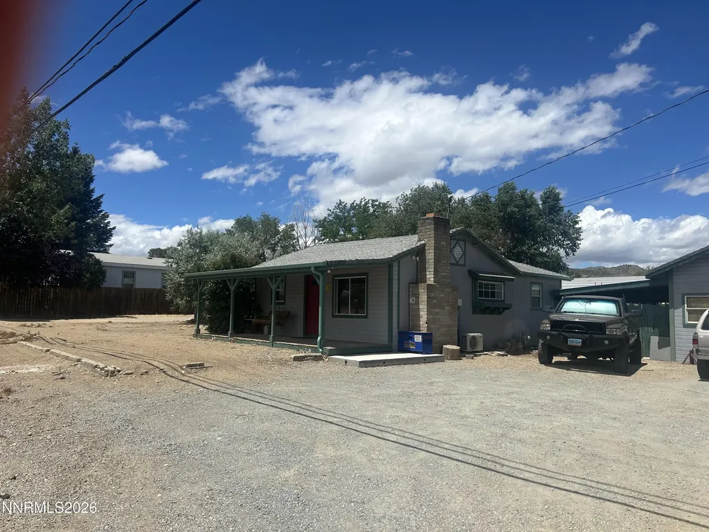 205 4th Sun Valley NV 89433