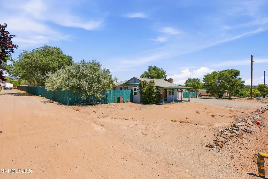 205 4th Sun Valley NV 89433