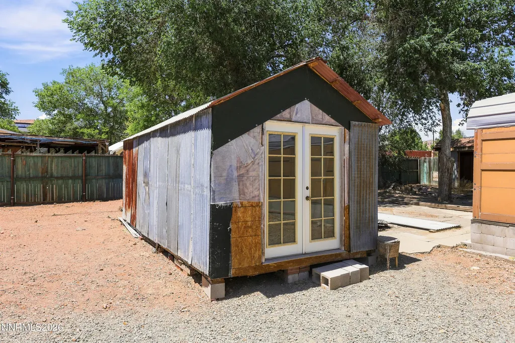 205 4th Sun Valley NV 89433