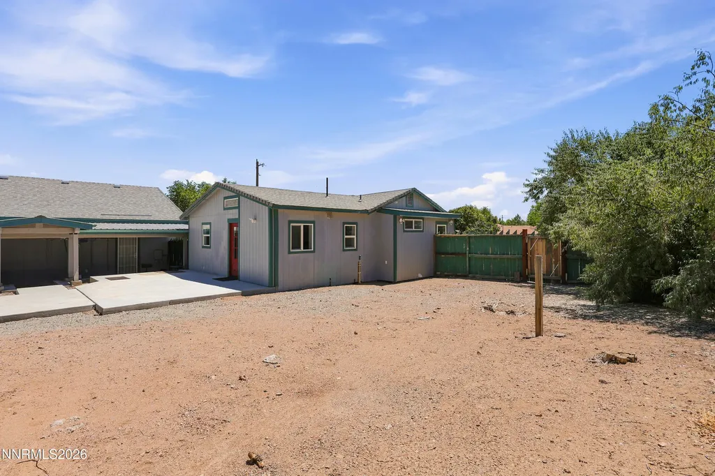 205 4th Sun Valley NV 89433