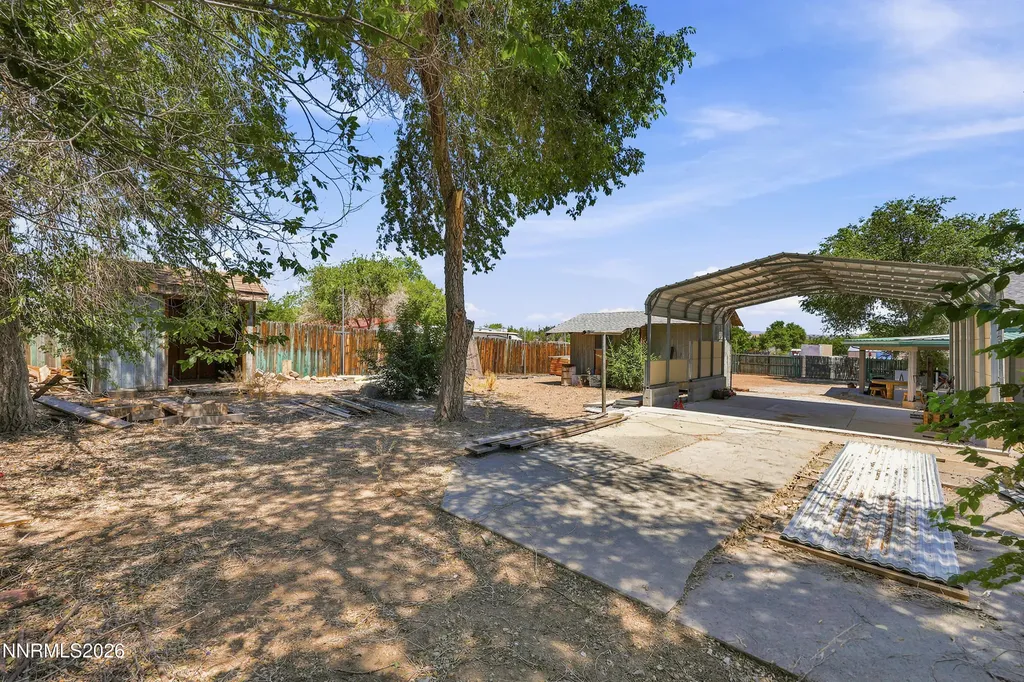 205 4th Sun Valley NV 89433
