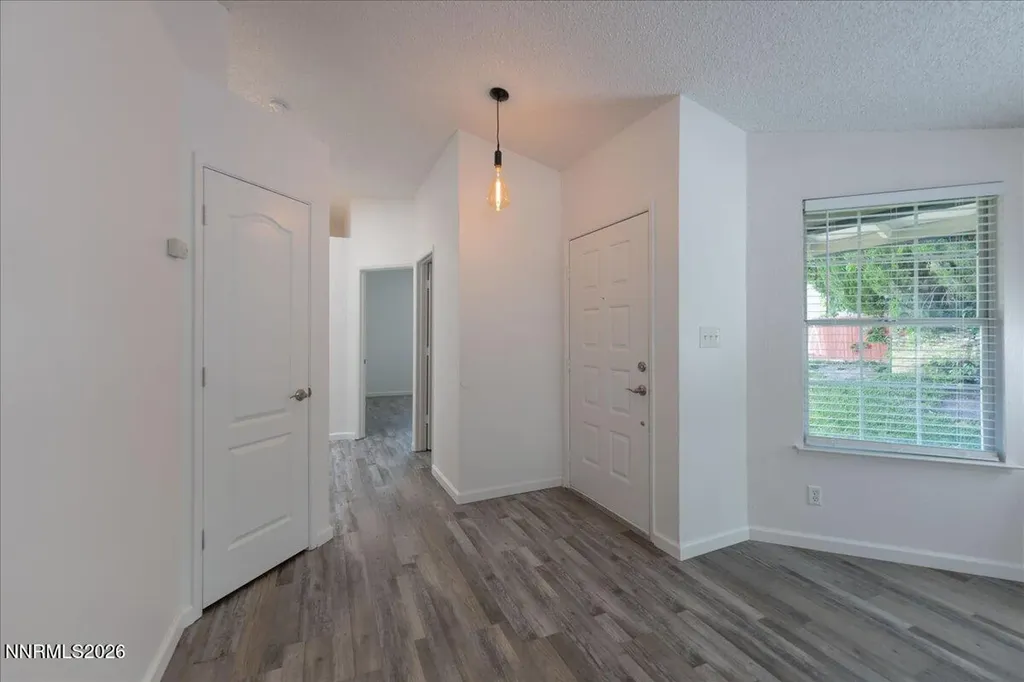 6333 Walnut Creek Reno NV 89523