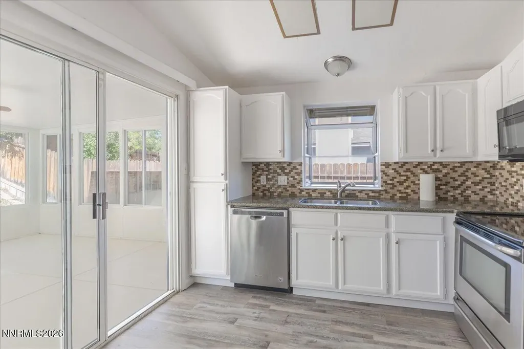 6333 Walnut Creek Reno NV 89523