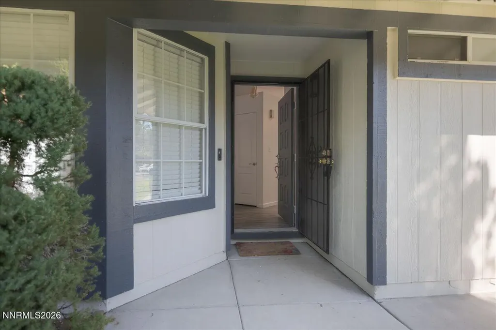 6333 Walnut Creek Reno NV 89523