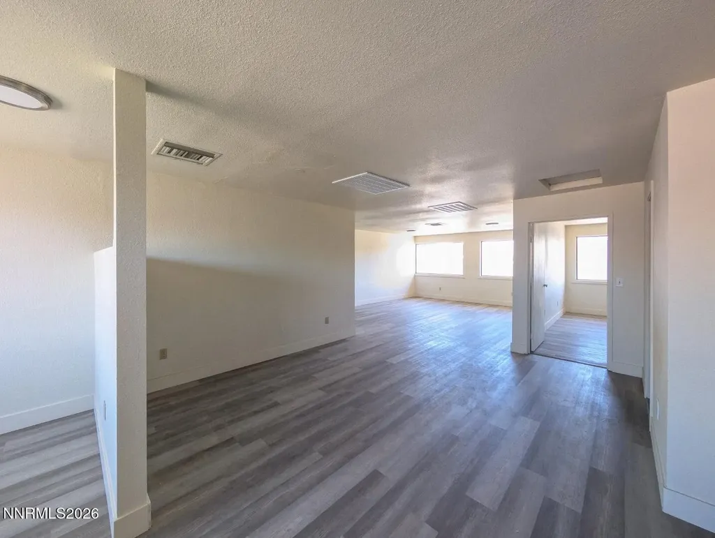 933 Woodside Carson City NV 89701