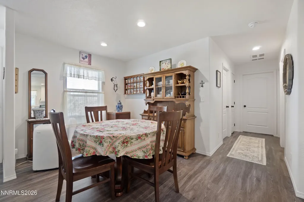 1234 Canyon Wellington NV 89444
