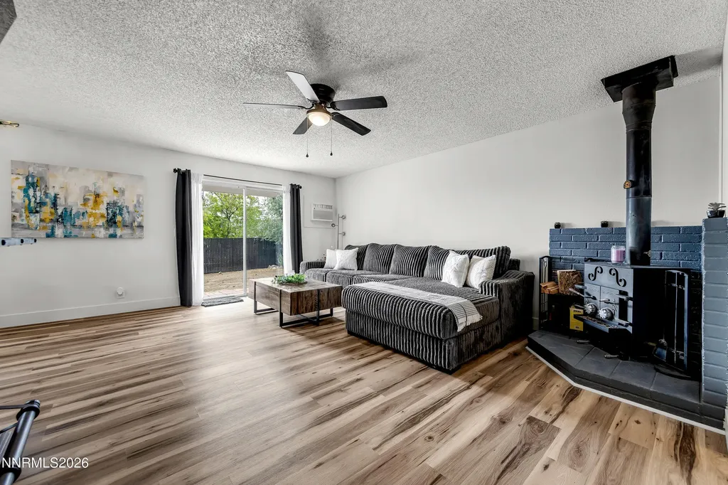 451 7th Fernley NV 89408